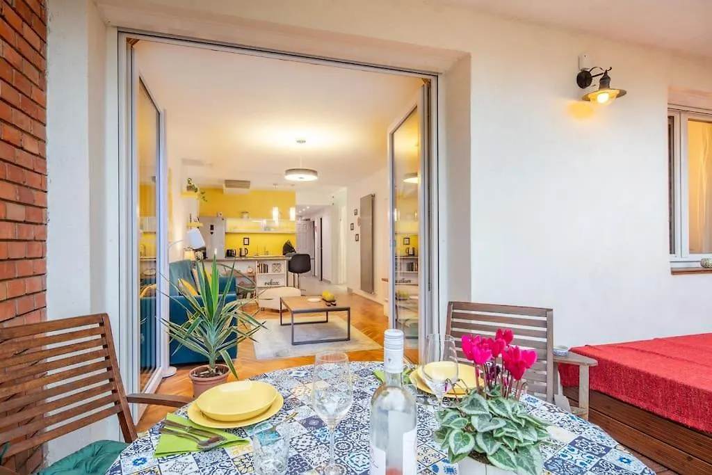 Cozy Apartment With Garden In The Castle District Budapest