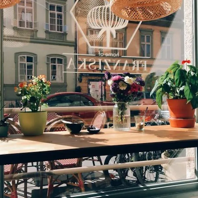 Cozy Apartment With Garden In The Castle District Budapest